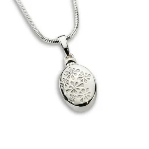 Ashanger – Zilver ovaal met bloemen
