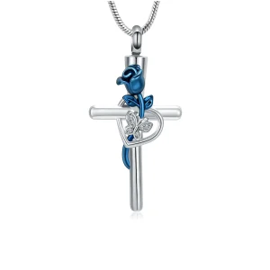 Ashanger zilverkleurig kruis blauw roosje met vlinder